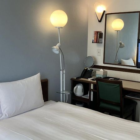 Toyoko Inn Hiroshima Ekimae Ohashi Minami Exterior foto